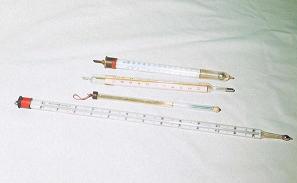 Serie di termometri a mercurio